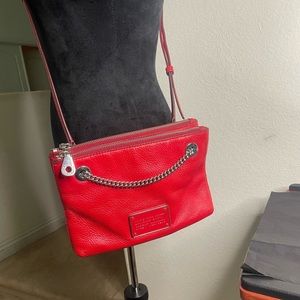 Red Marc Jacob shoulder bag / cross bag with adjustable strap